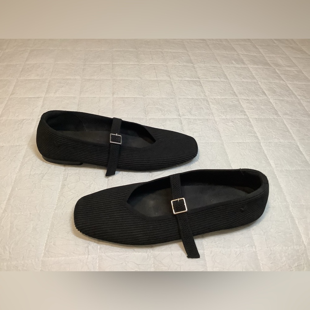 Vivaia Margot Mary Jane Flats Size 43